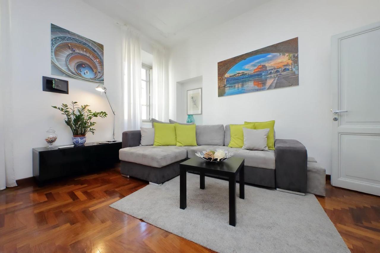 Luxury Apartment Vaticano-S'Peter Basilica - Netflix Wifi - Aircond Рим Екстериор снимка