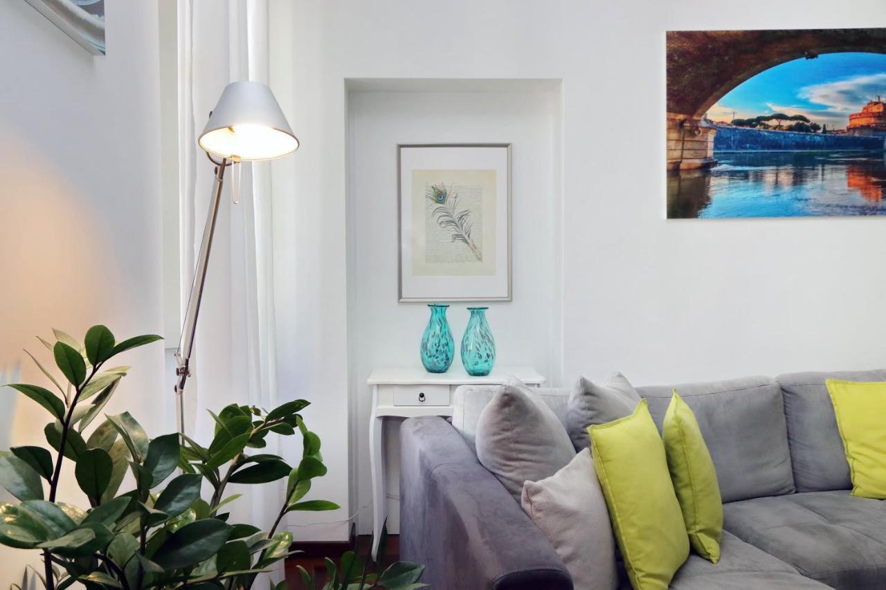 Luxury Apartment Vaticano-S'Peter Basilica - Netflix Wifi - Aircond Рим Екстериор снимка