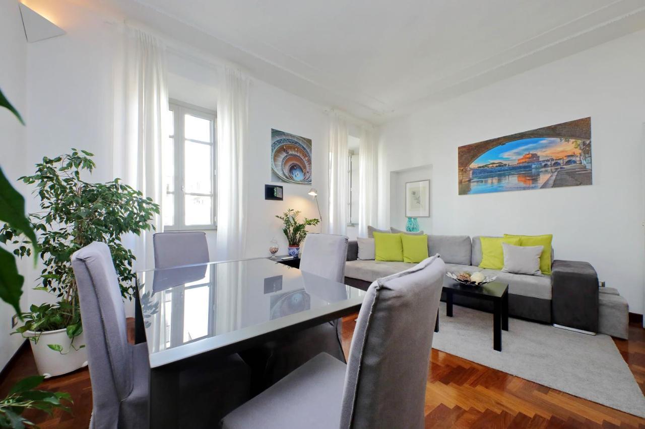 Luxury Apartment Vaticano-S'Peter Basilica - Netflix Wifi - Aircond Рим Екстериор снимка