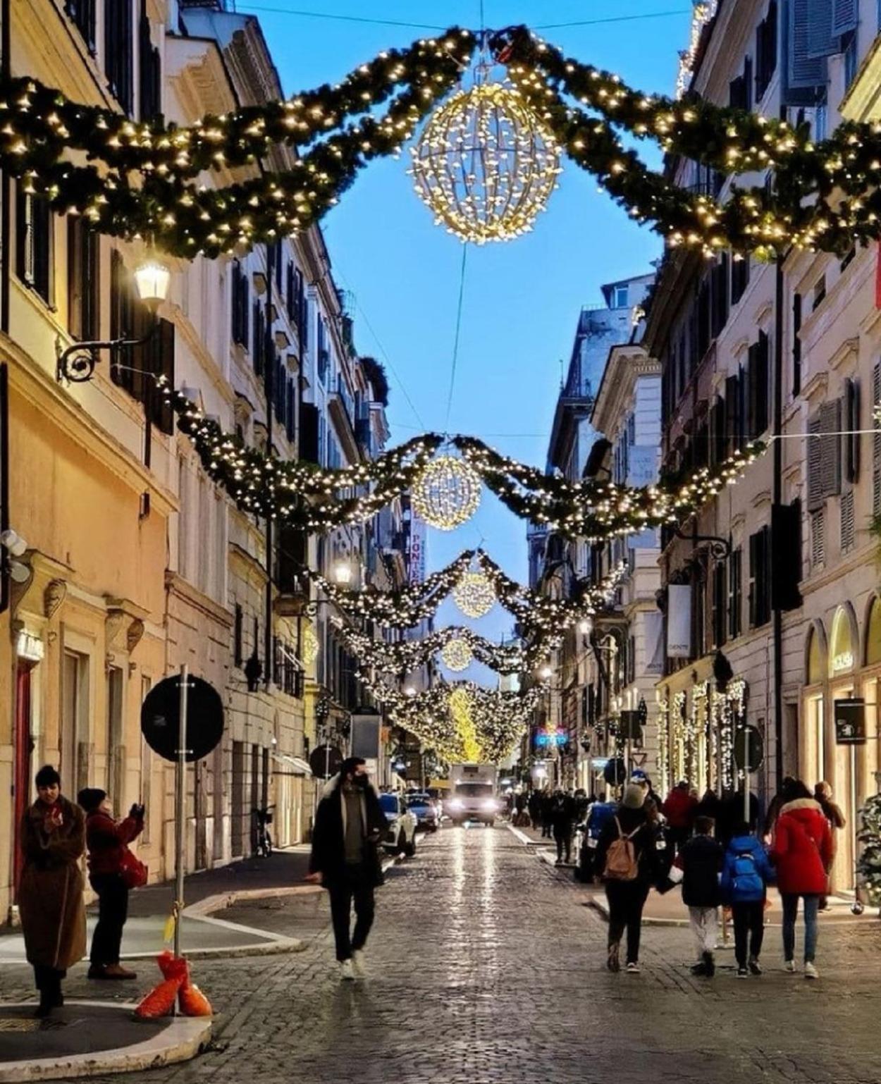 Luxury Apartment Vaticano-S'Peter Basilica - Netflix Wifi - Aircond Рим Екстериор снимка