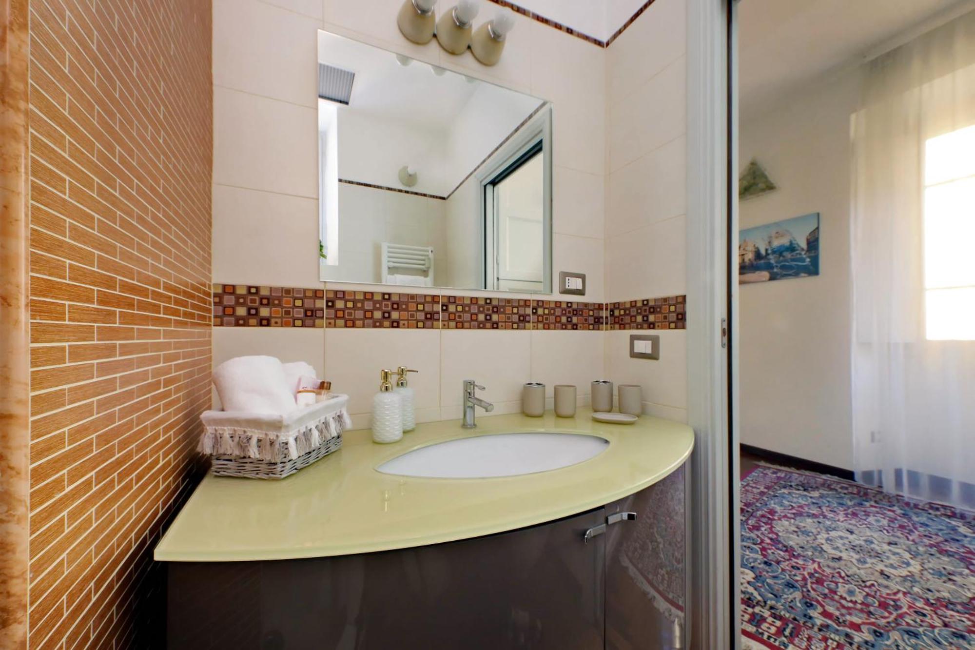 Luxury Apartment Vaticano-S'Peter Basilica - Netflix Wifi - Aircond Рим Екстериор снимка